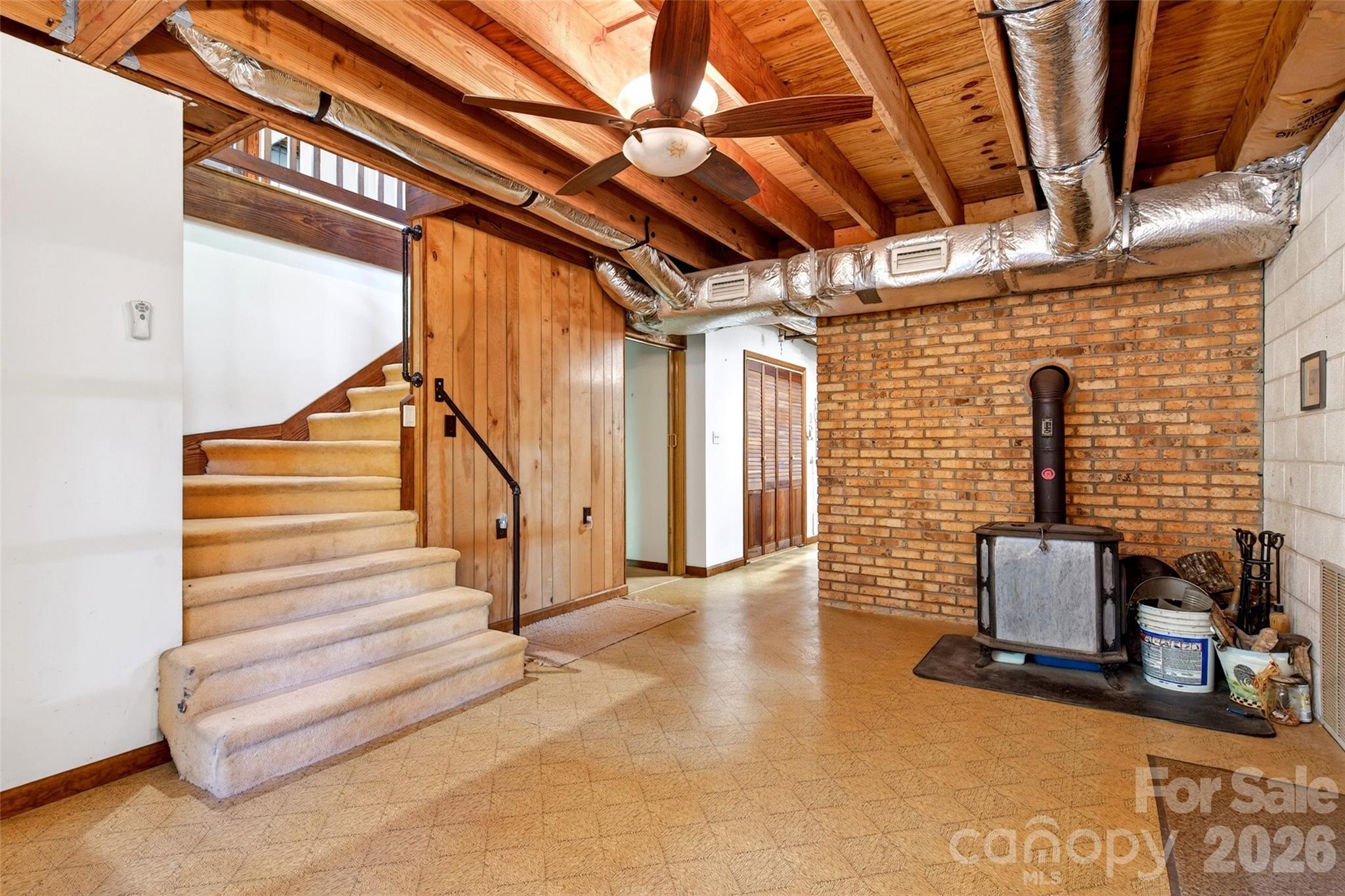 221 Hammer Hollow Drive — Marion