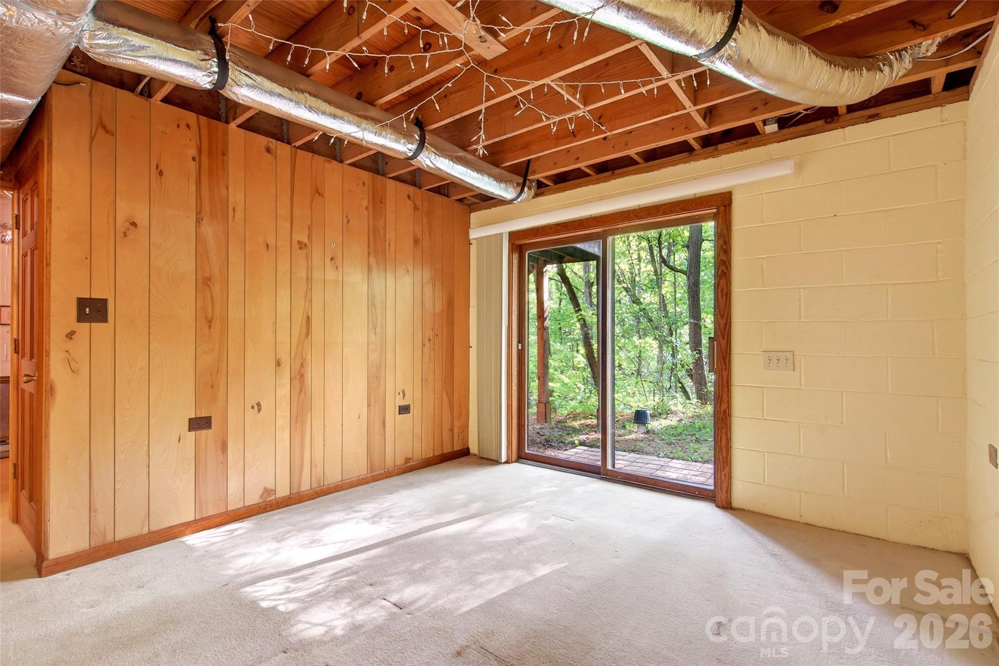 221 Hammer Hollow Drive — Marion
