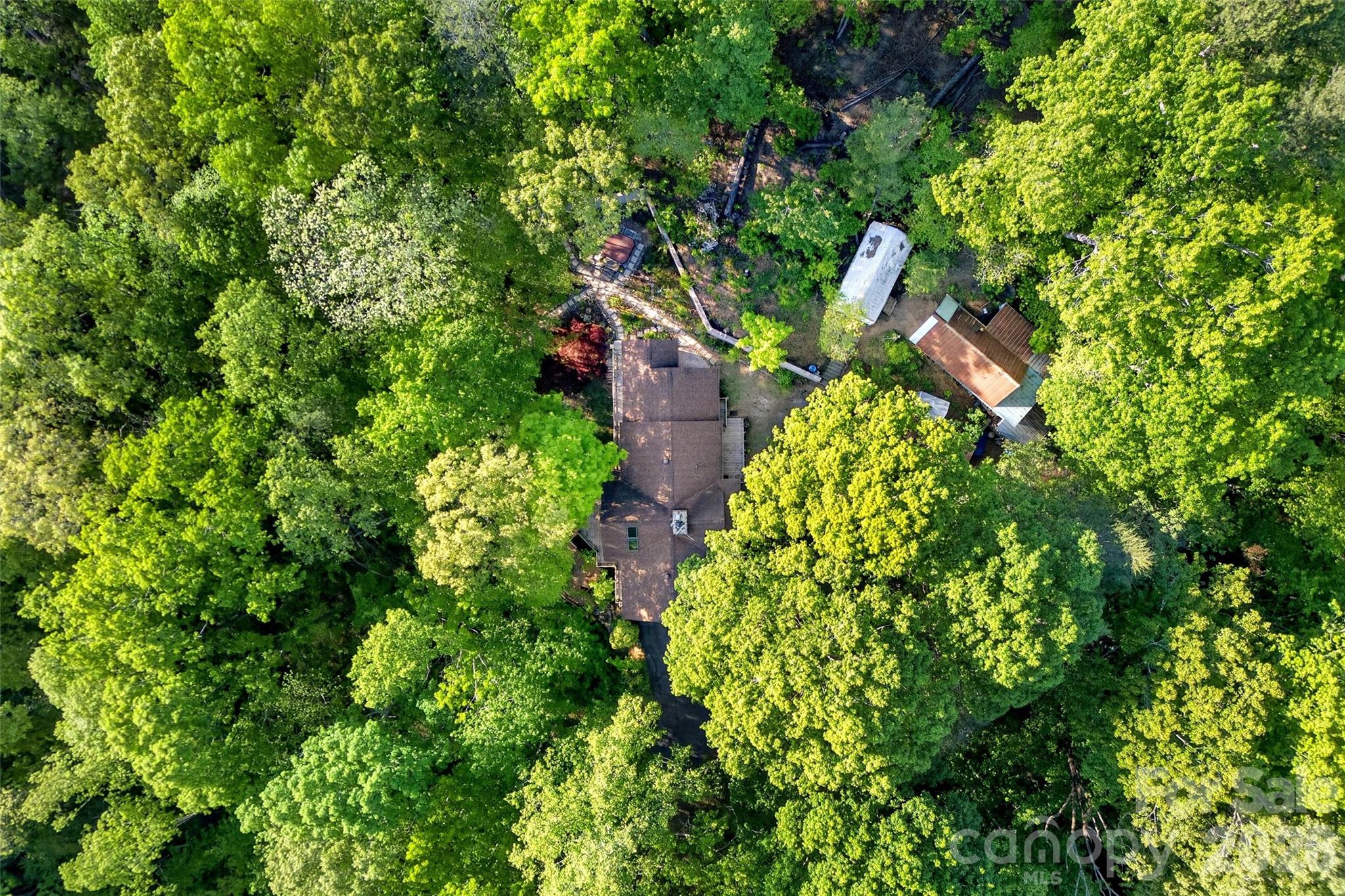 221 Hammer Hollow Drive — Marion