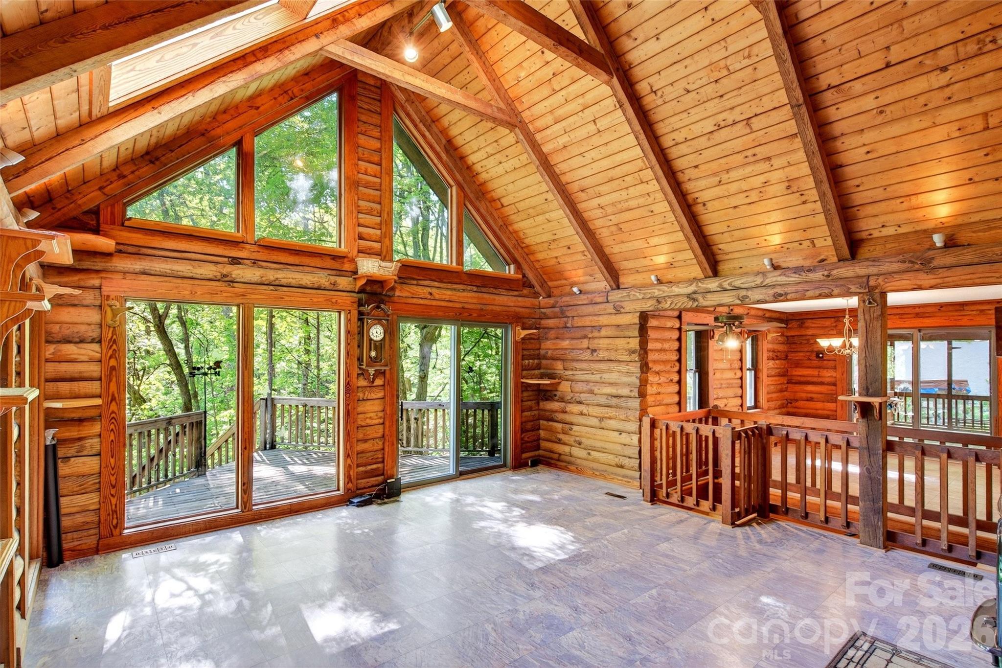 221 Hammer Hollow Drive — Marion