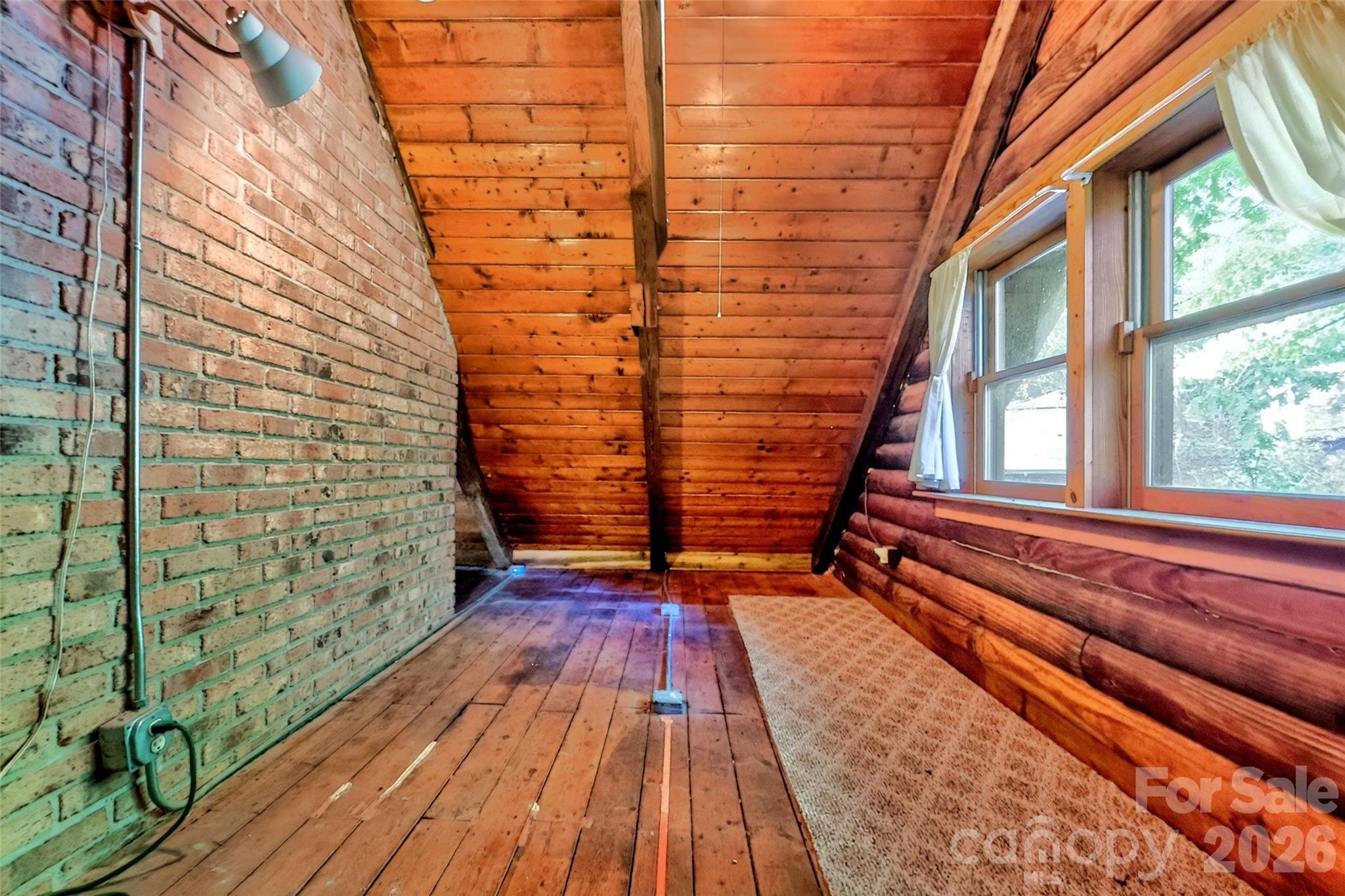 221 Hammer Hollow Drive — Marion