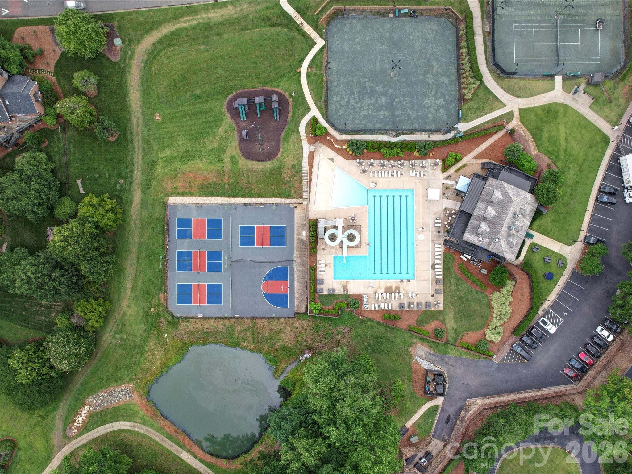 4025 Foxes Trail — Cramerton