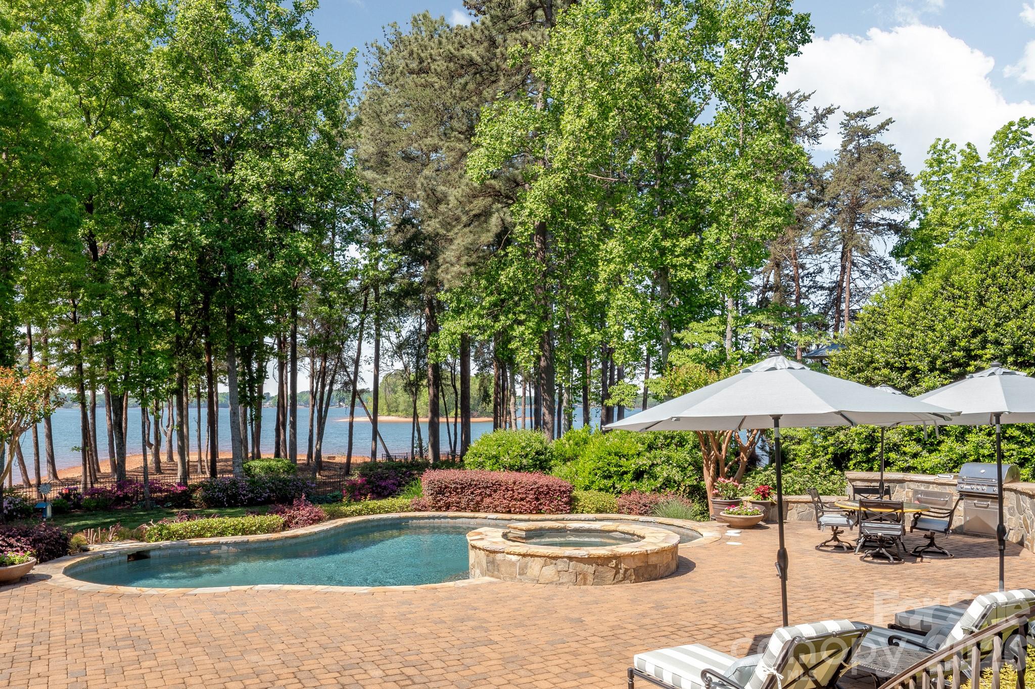 155 Union Chapel Drive — Mooresville