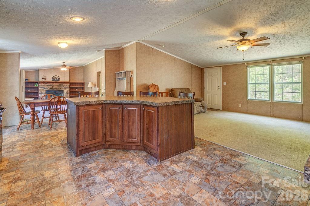 248 Blackberry Inn Road — Weaverville