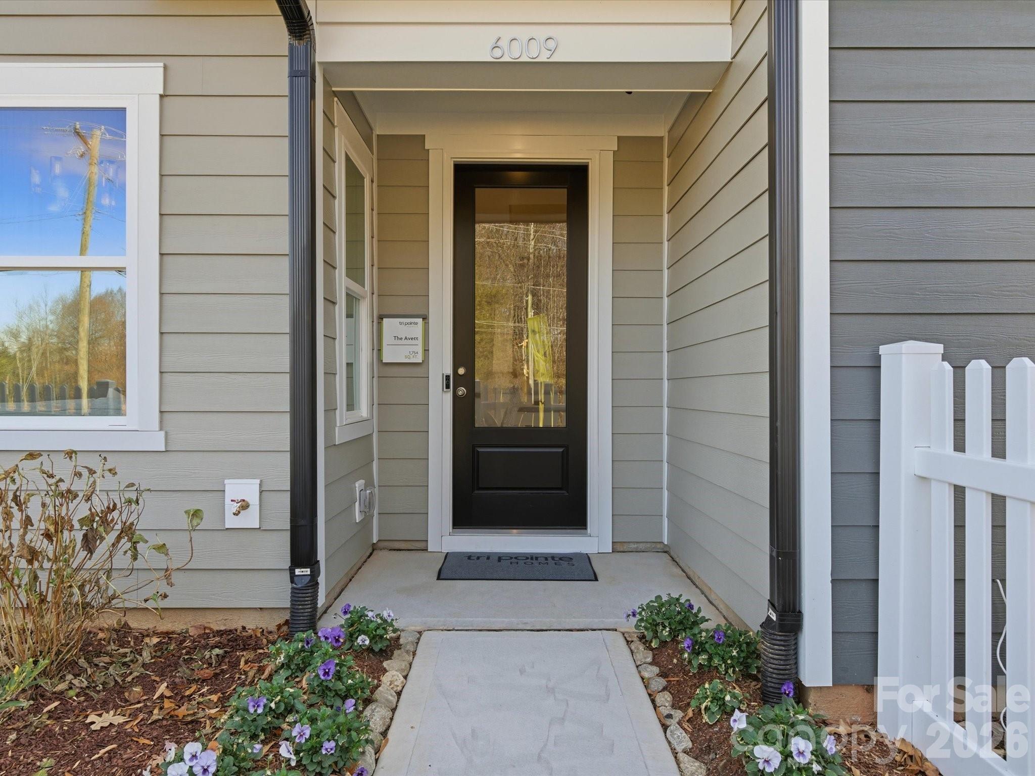 8418 Discovery Lane — Charlotte