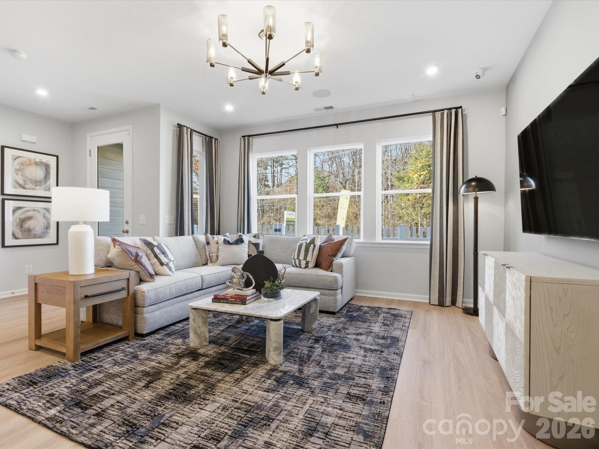 8418 Discovery Lane — Charlotte