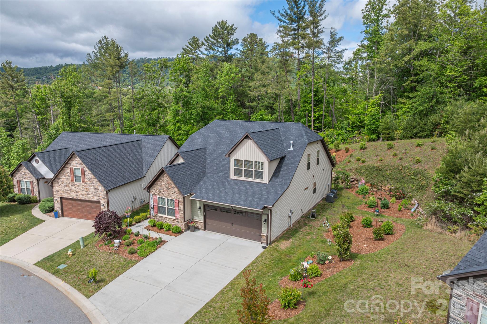 307 Wild Ginger Court #37 — Weaverville