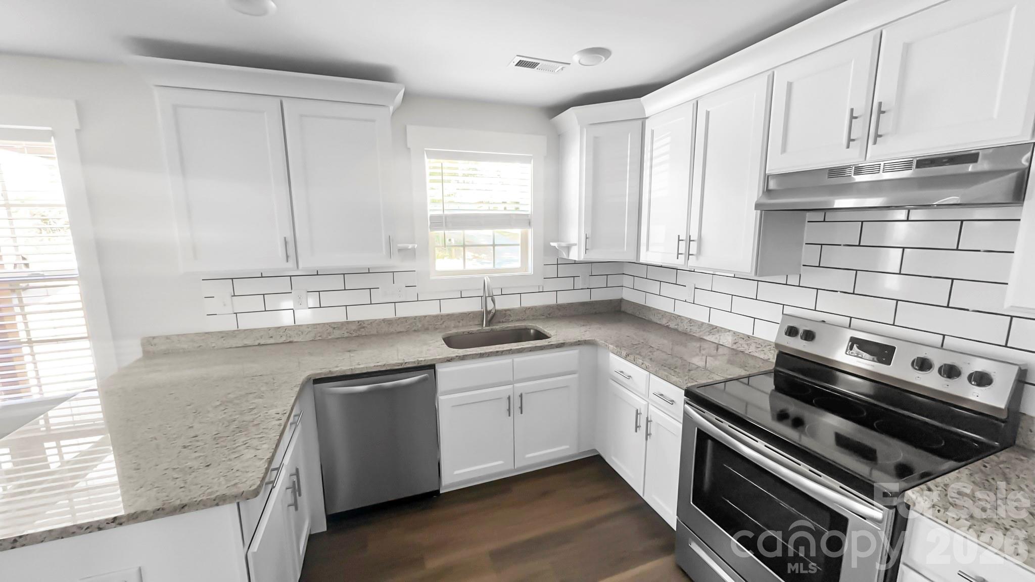 174 Gettys Street — Forest City