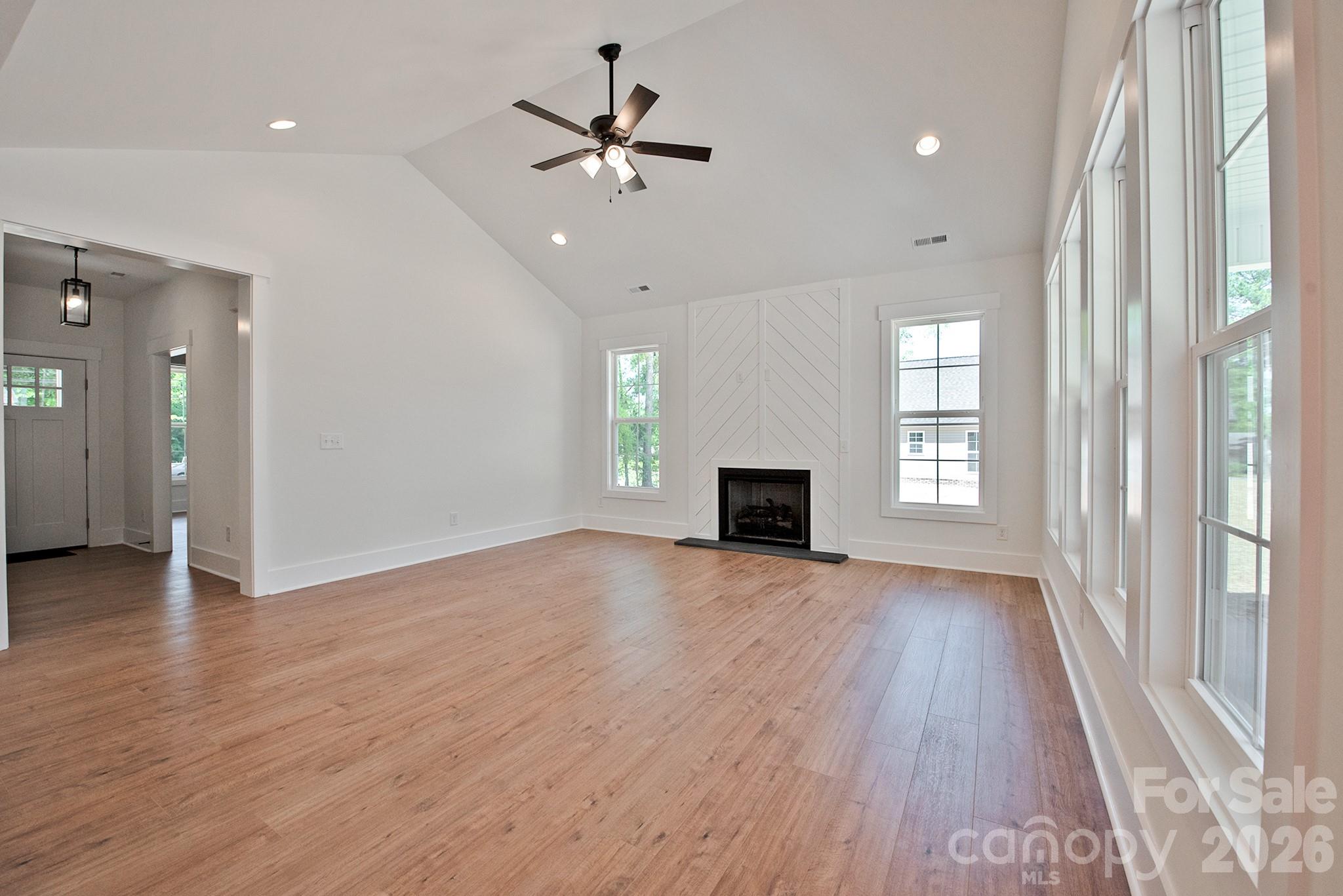 580 Wilhelm Place NE — Concord