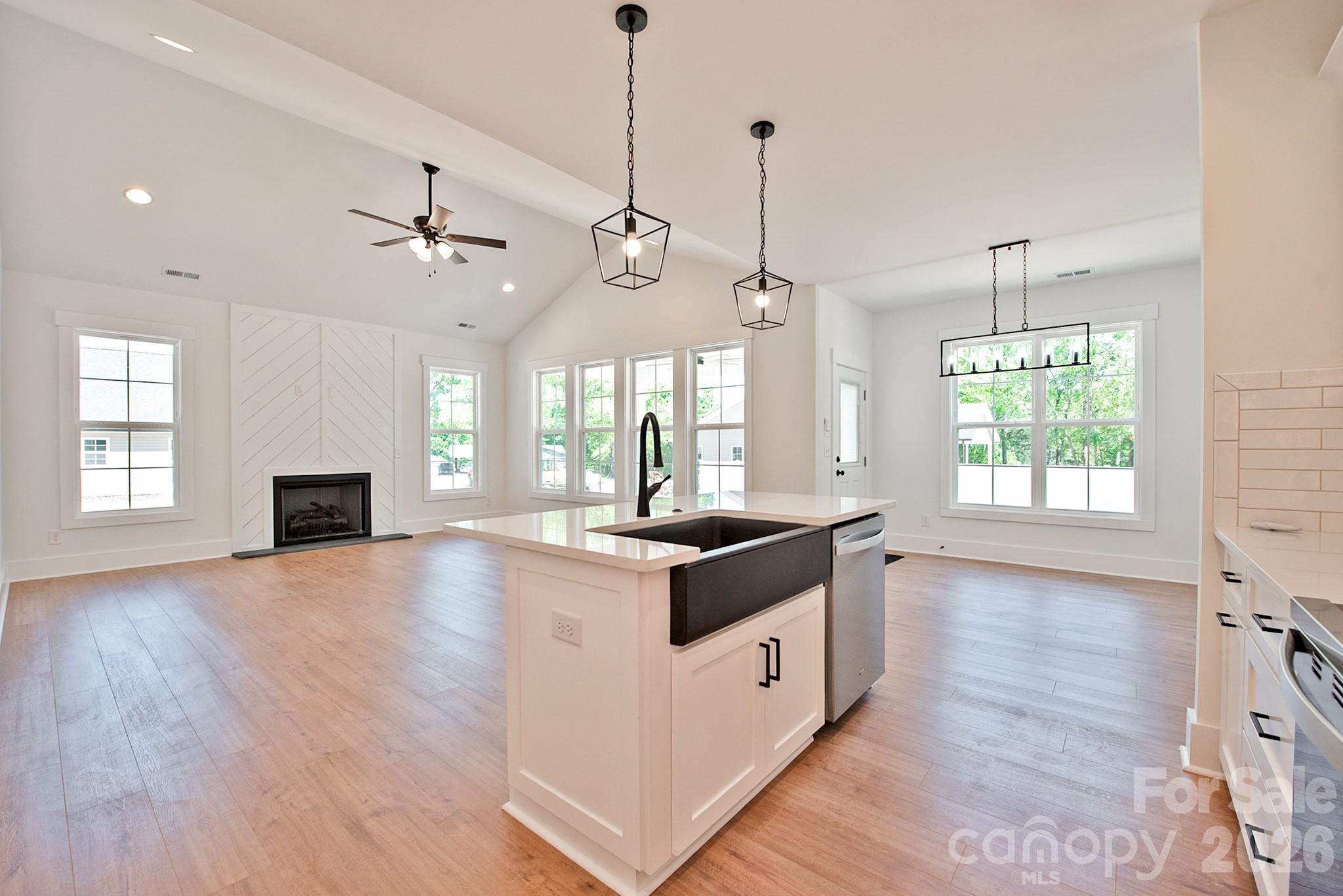 580 Wilhelm Place NE — Concord