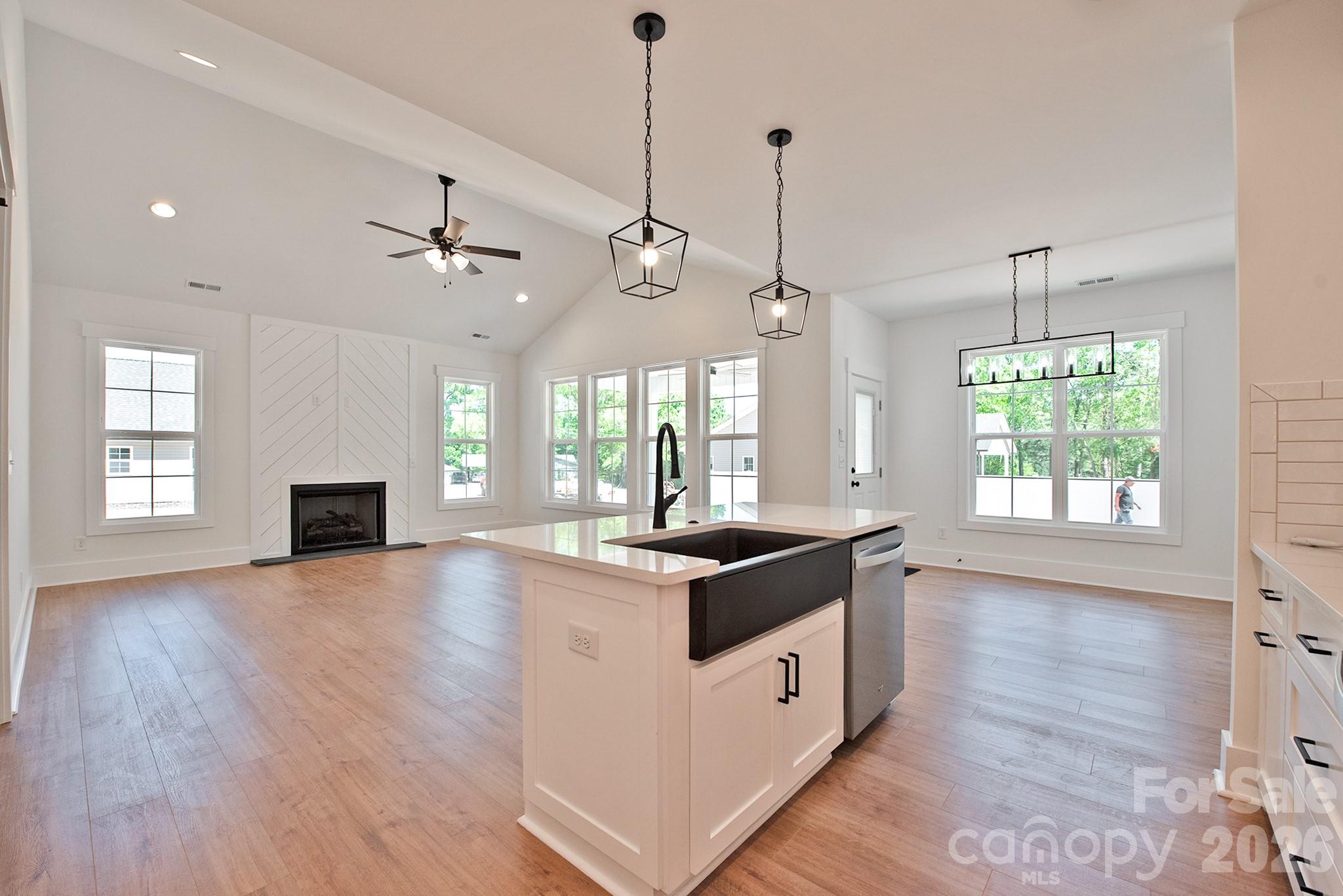 580 Wilhelm Place NE — Concord