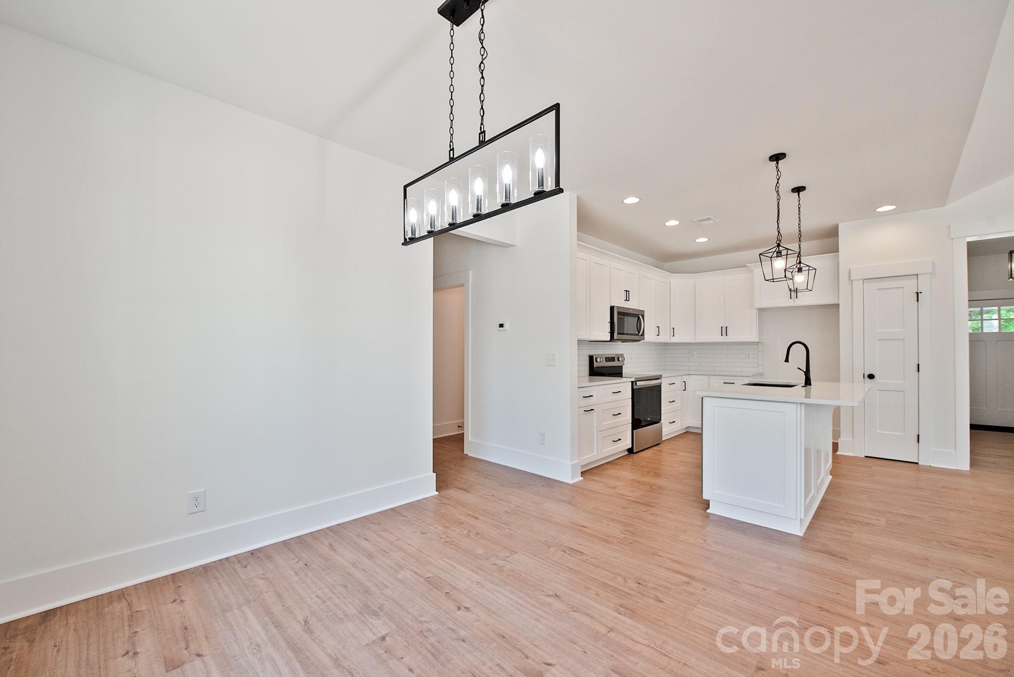 580 Wilhelm Place NE — Concord