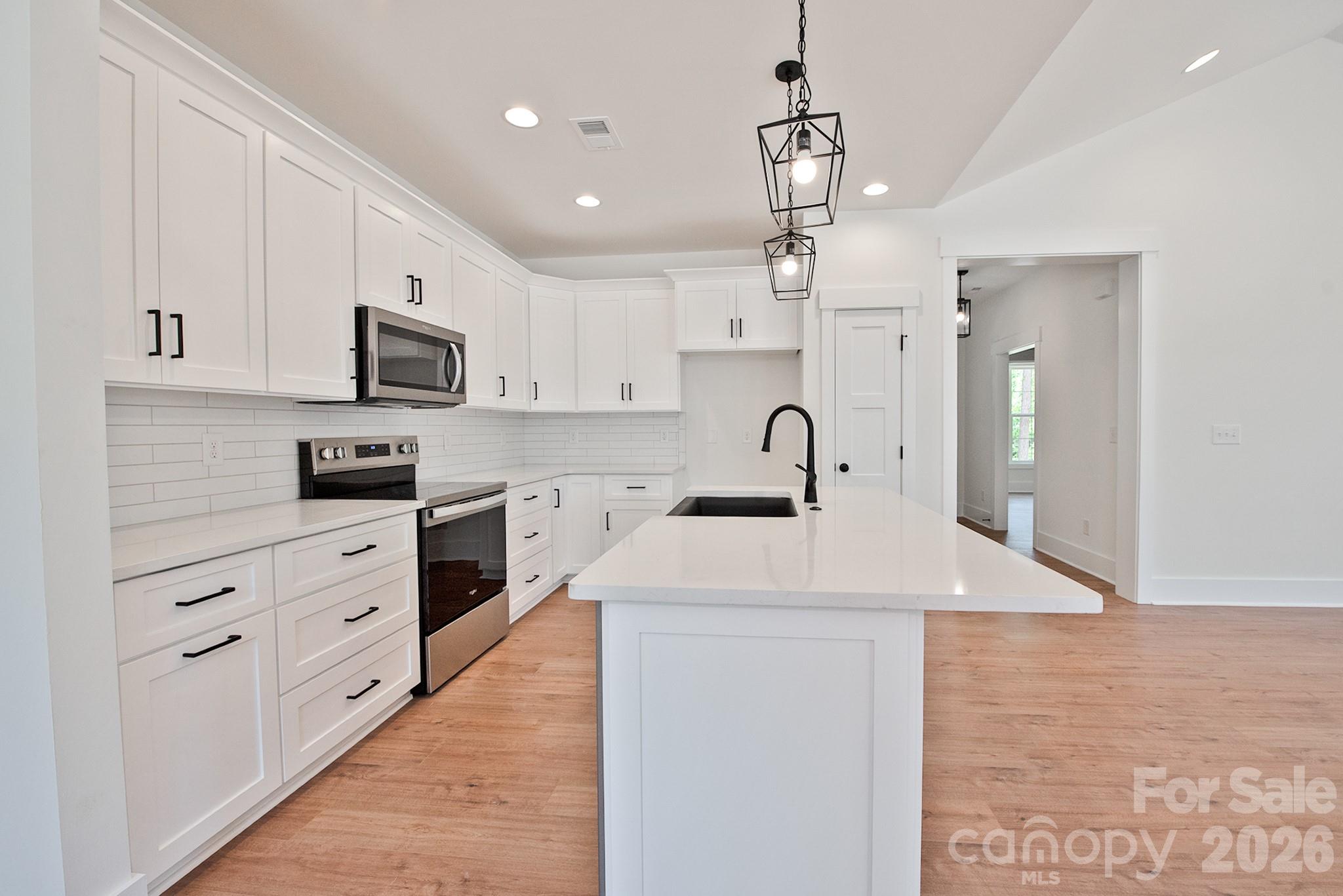 580 Wilhelm Place NE — Concord