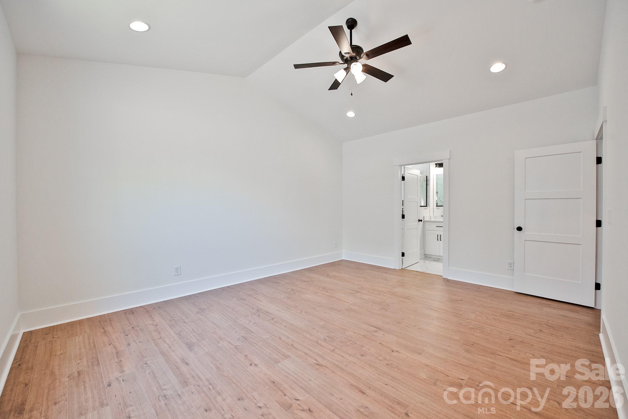 580 Wilhelm Place NE — Concord