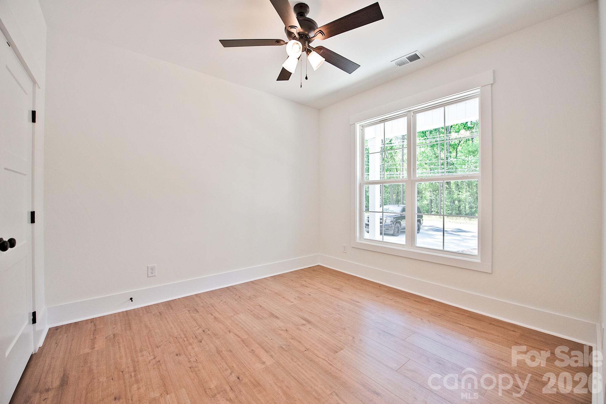 580 Wilhelm Place NE — Concord