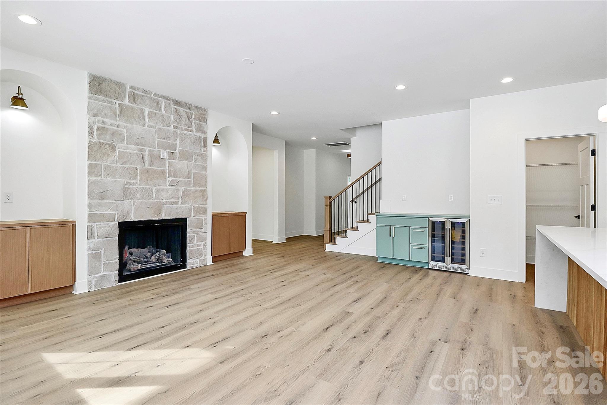 127 Hazelton Loop — Mooresville