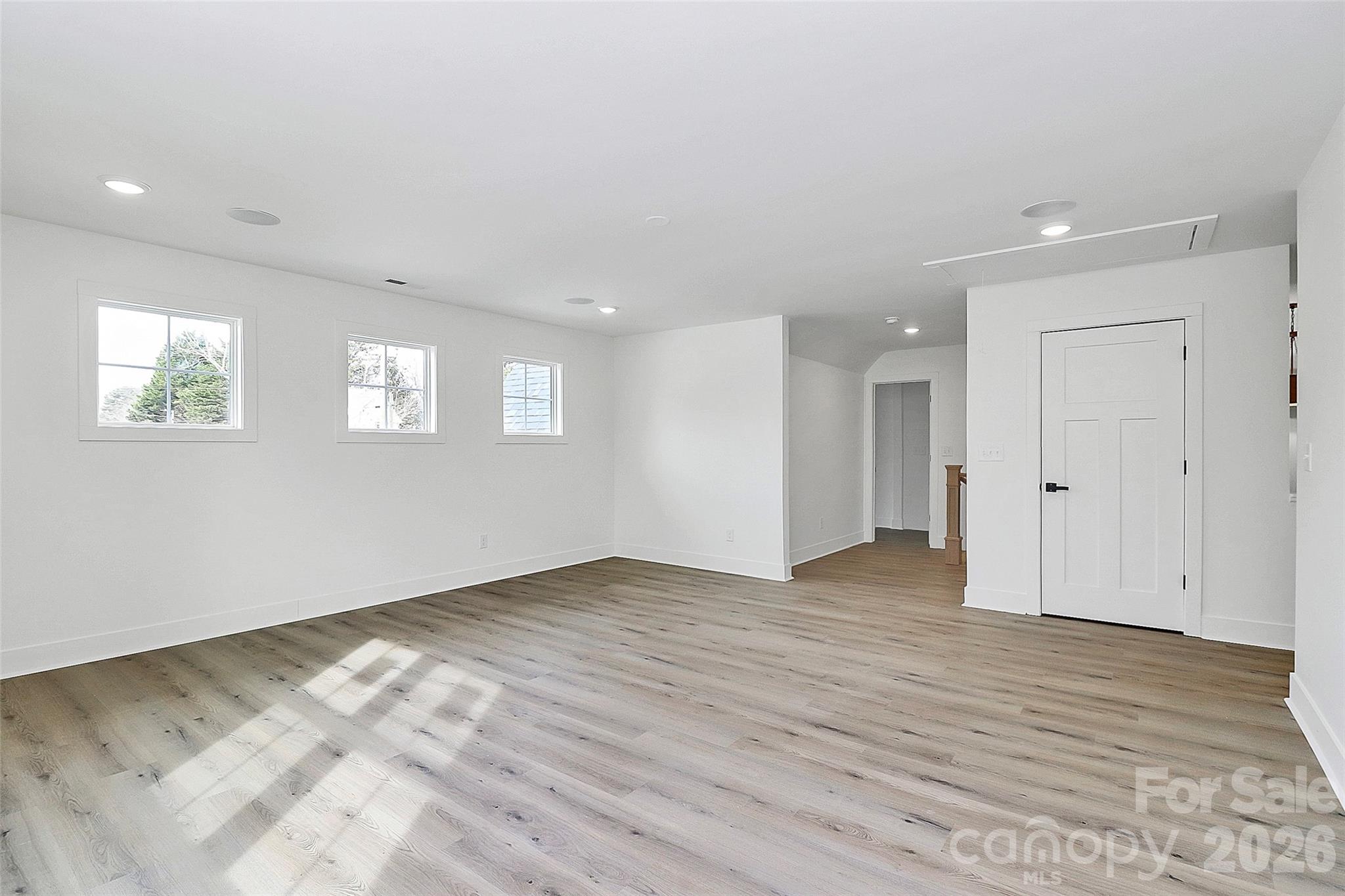 127 Hazelton Loop — Mooresville