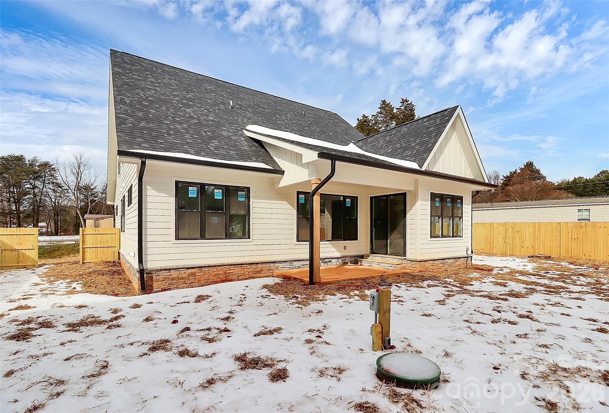 127 Hazelton Loop — Mooresville
