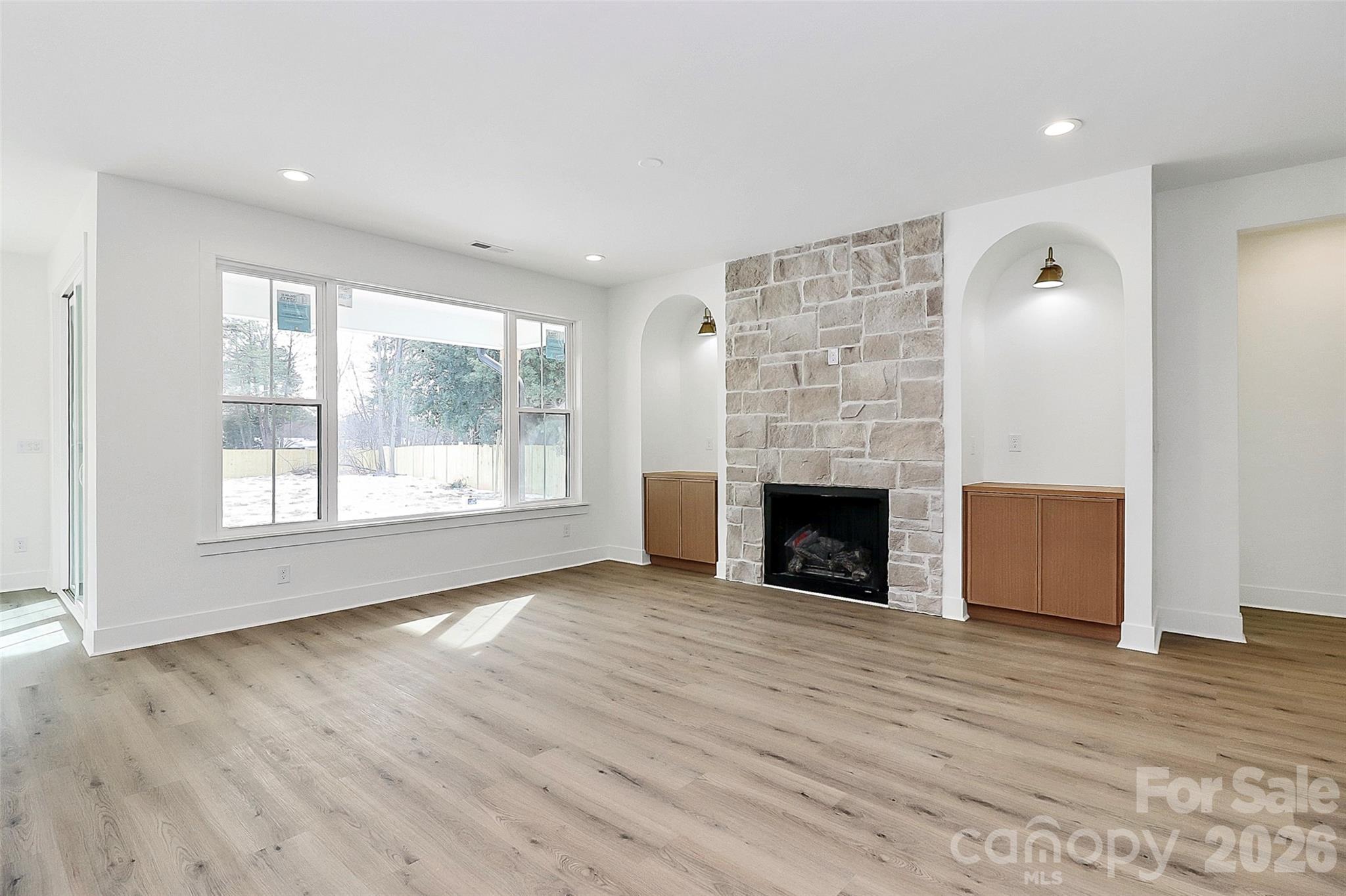 127 Hazelton Loop — Mooresville