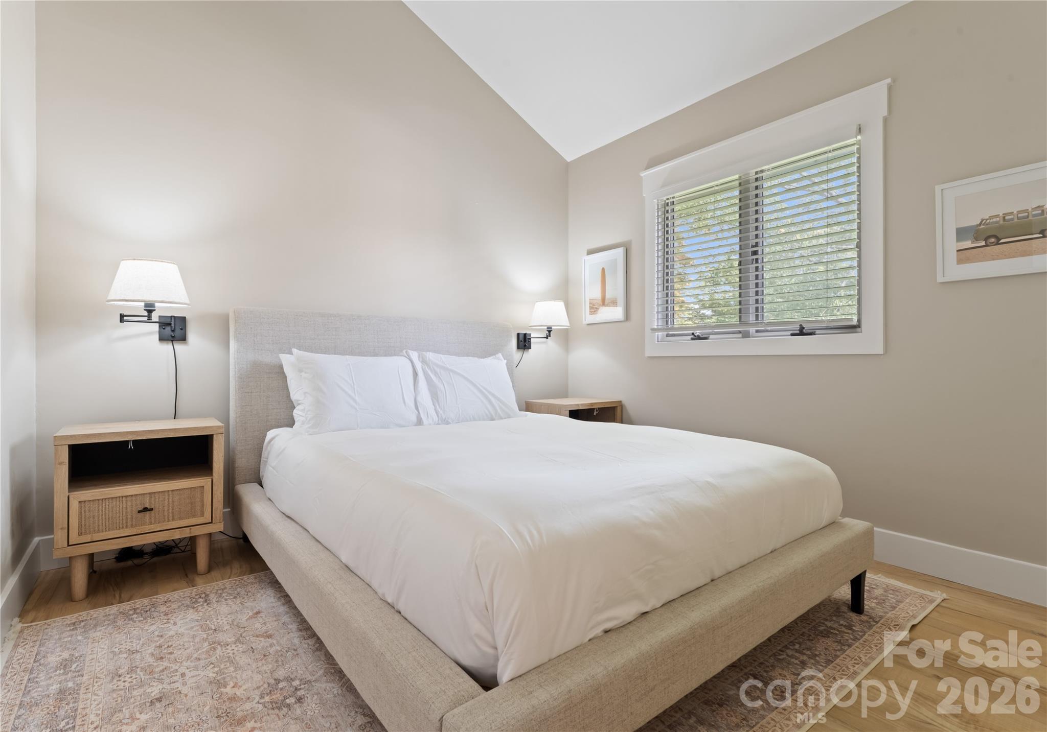 240 Shoreline Loop — Mooresville