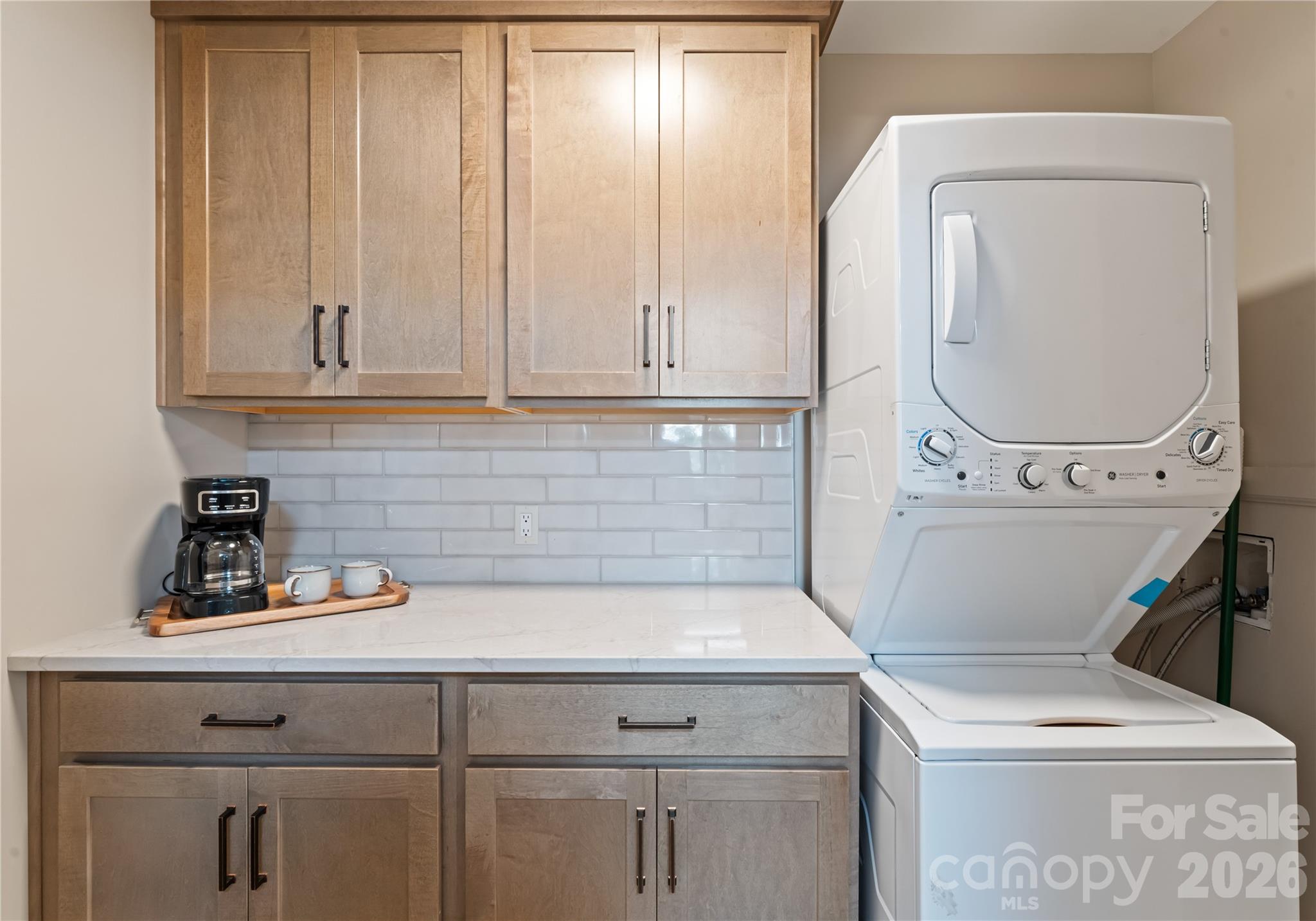 240 Shoreline Loop — Mooresville