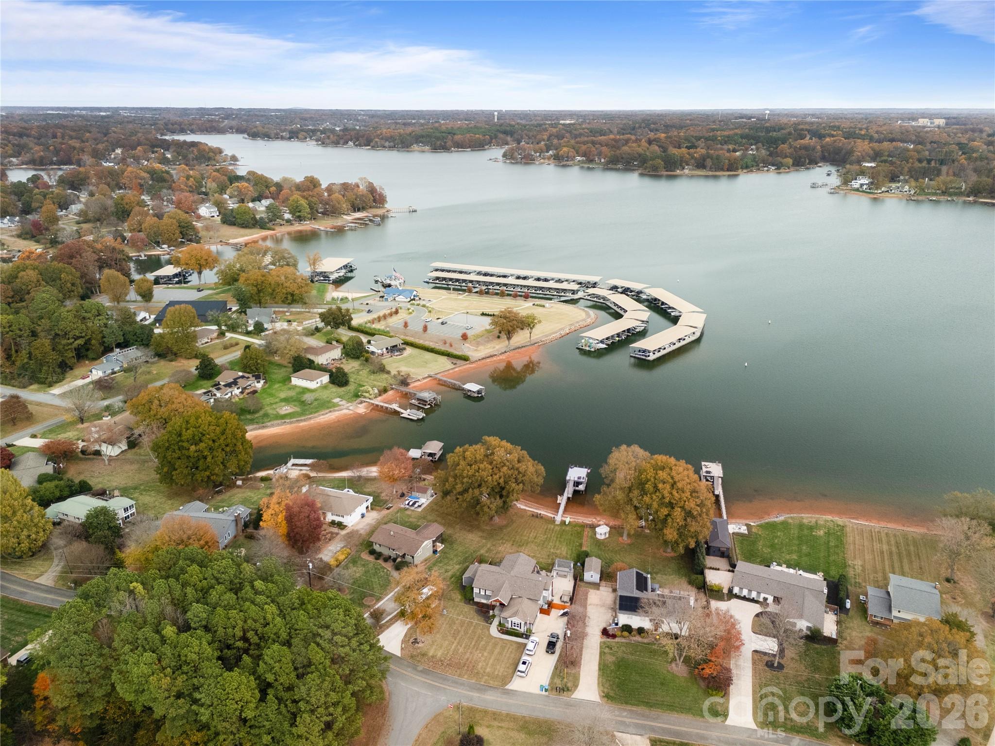 240 Shoreline Loop — Mooresville