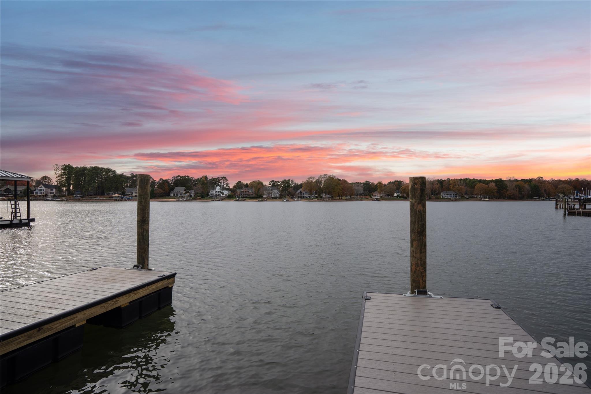 240 Shoreline Loop — Mooresville