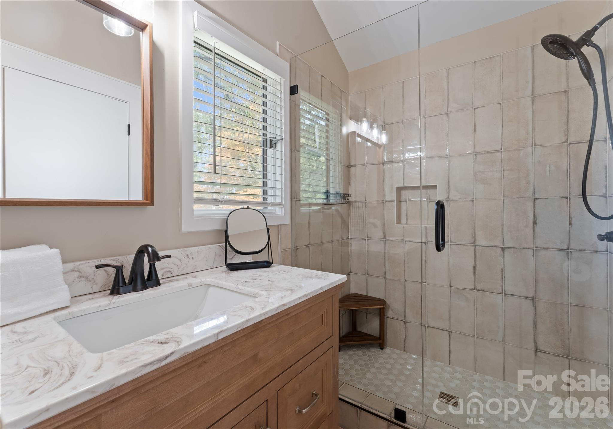 240 Shoreline Loop — Mooresville