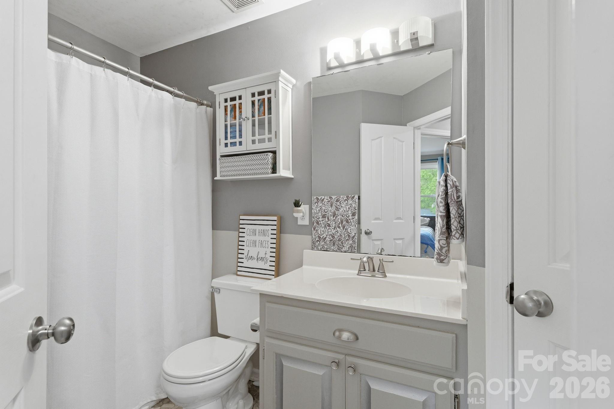 9732 Whitewood Trail — Charlotte