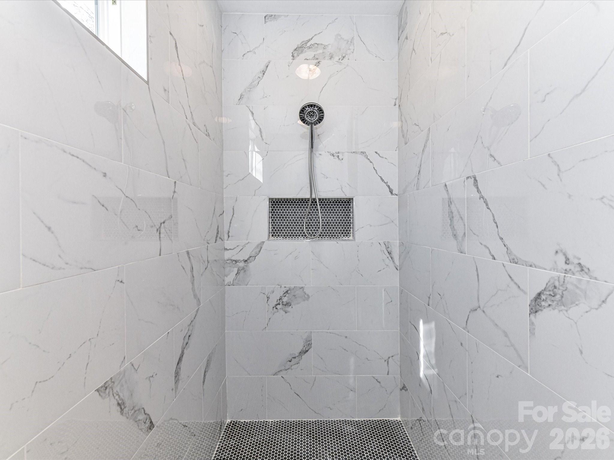 104 Poplar Street — Clover