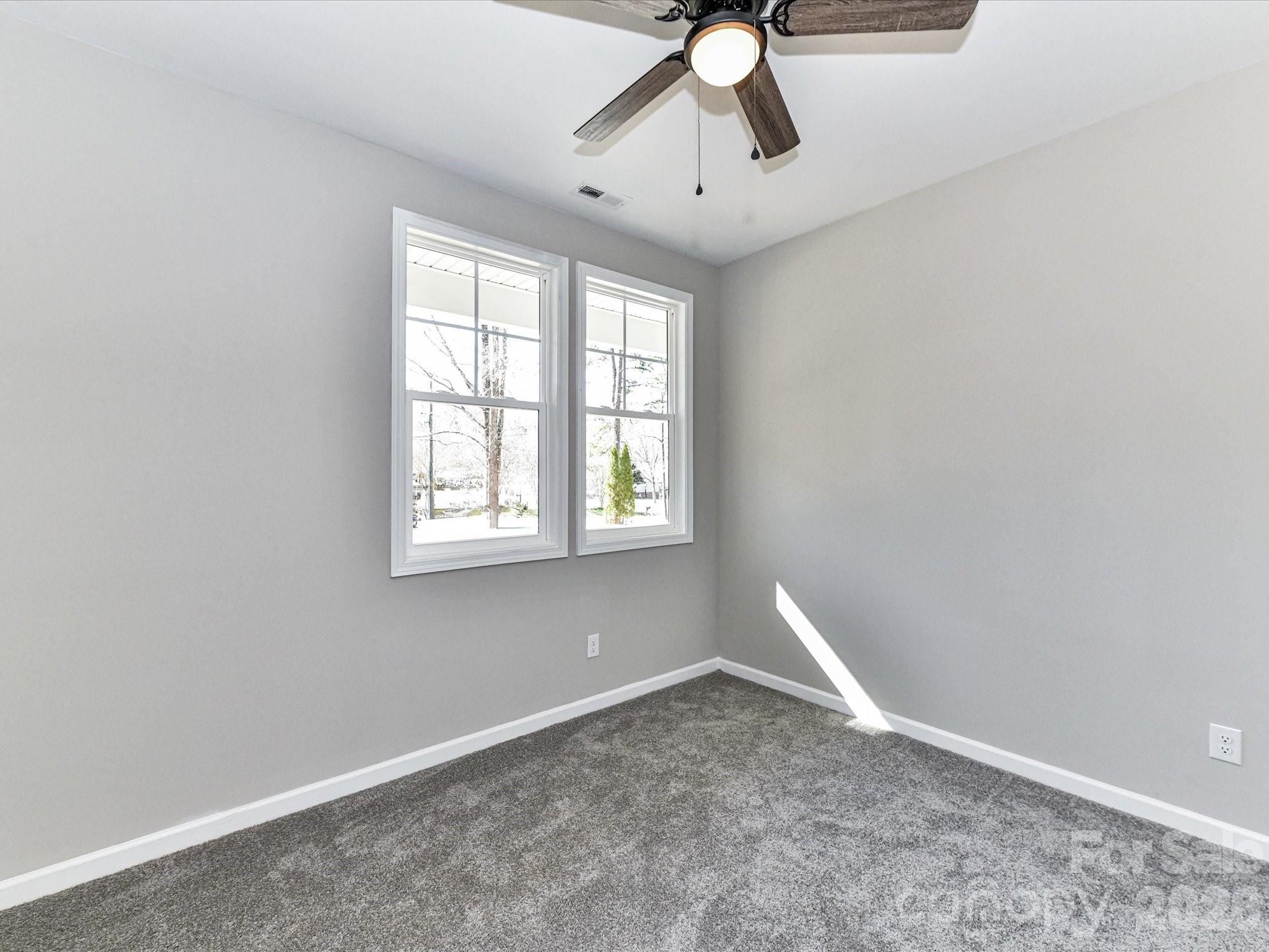 104 Poplar Street — Clover