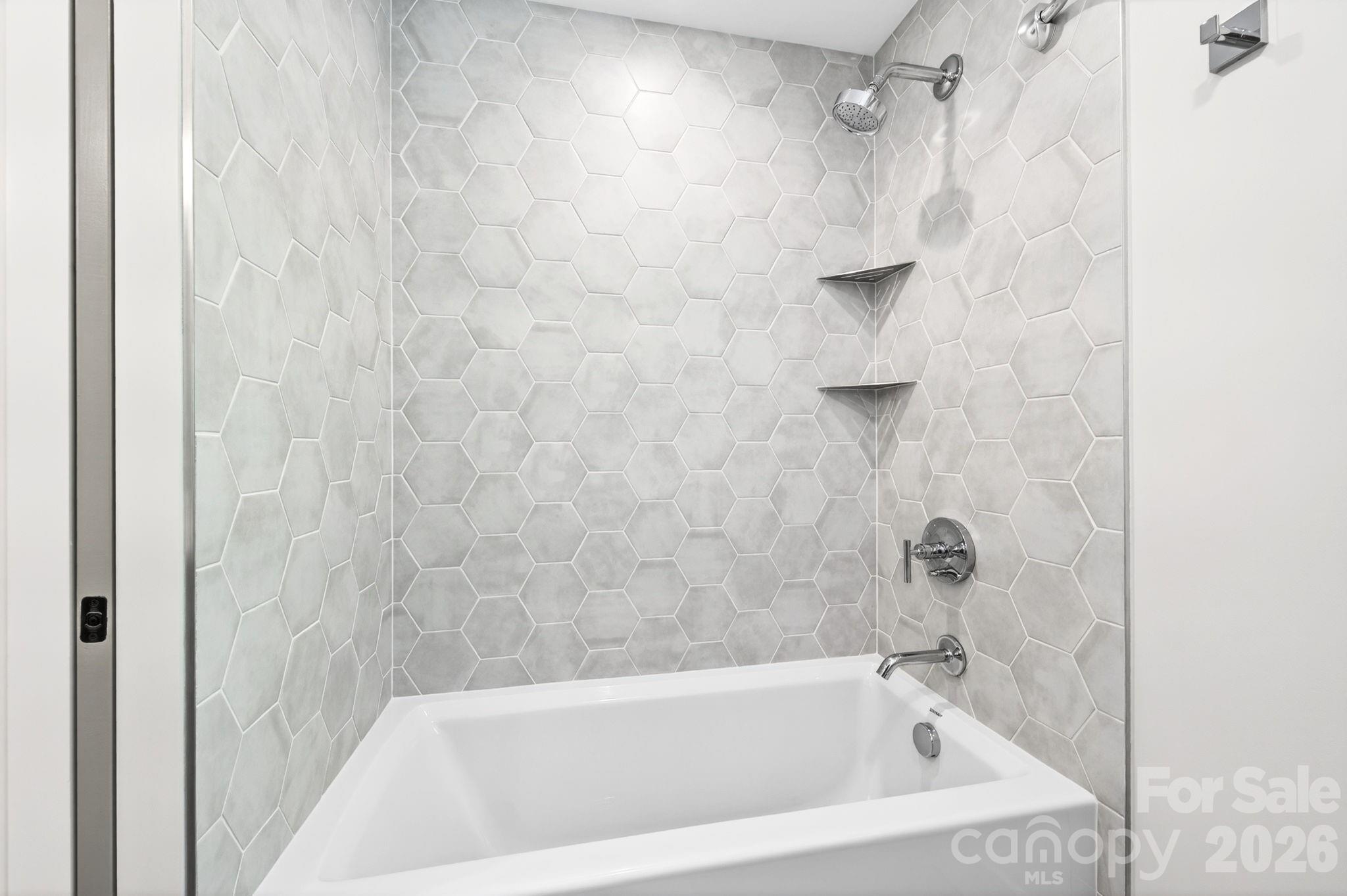 63 Orrinel Way — Asheville