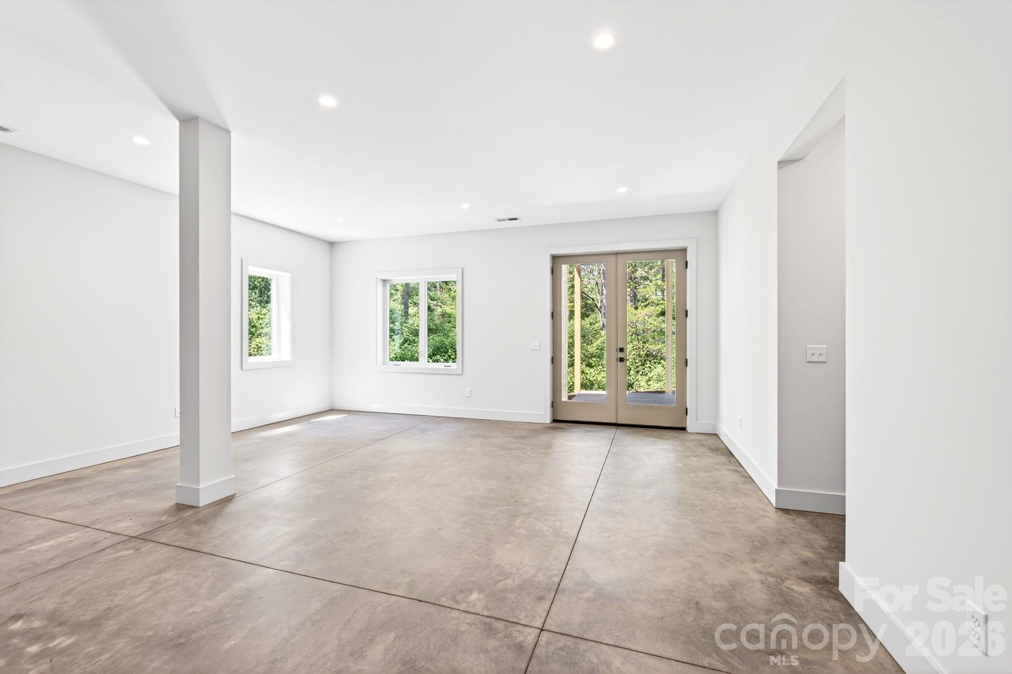 63 Orrinel Way — Asheville