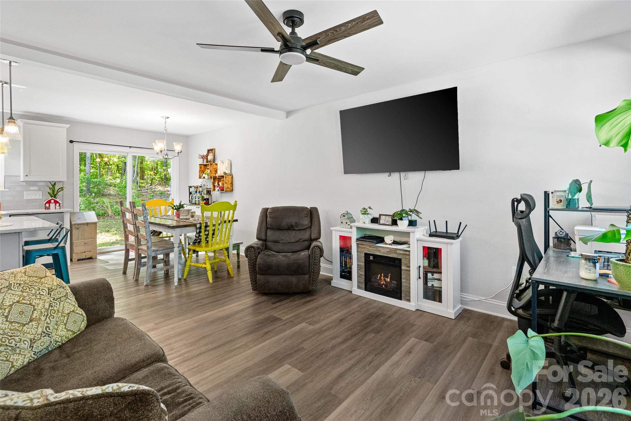 3690 Innes Lane — Maiden