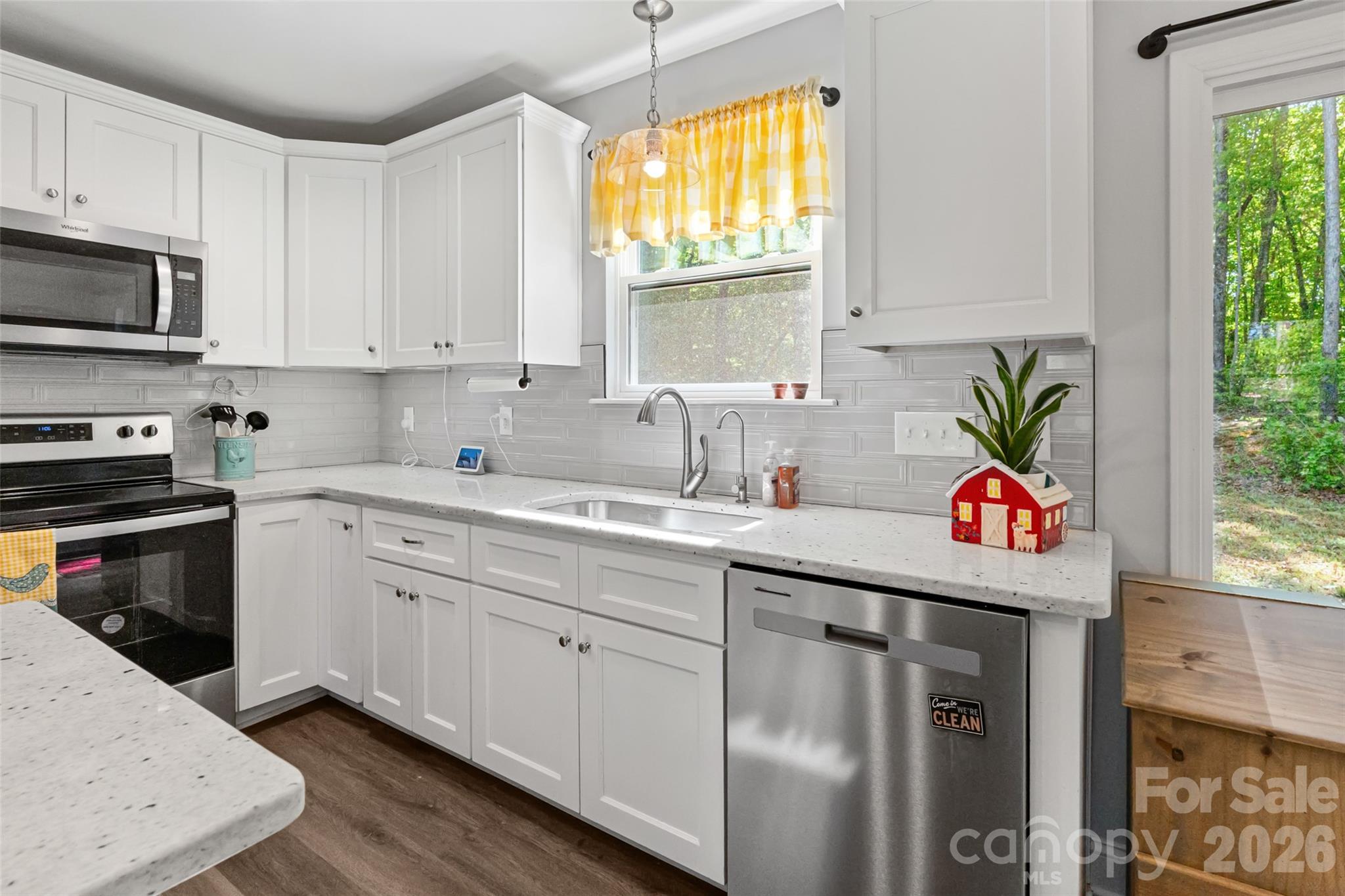 3690 Innes Lane — Maiden