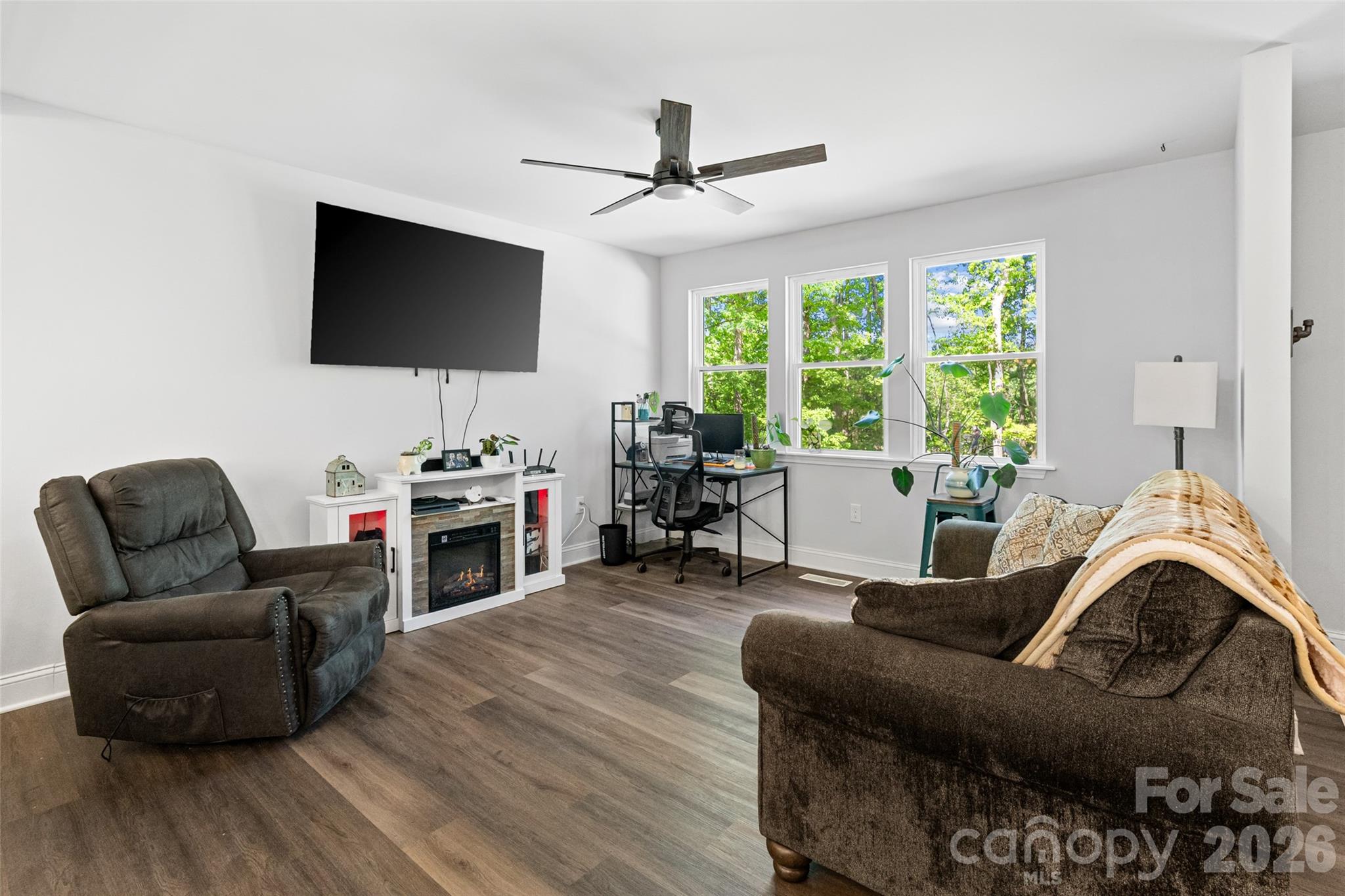 3690 Innes Lane — Maiden