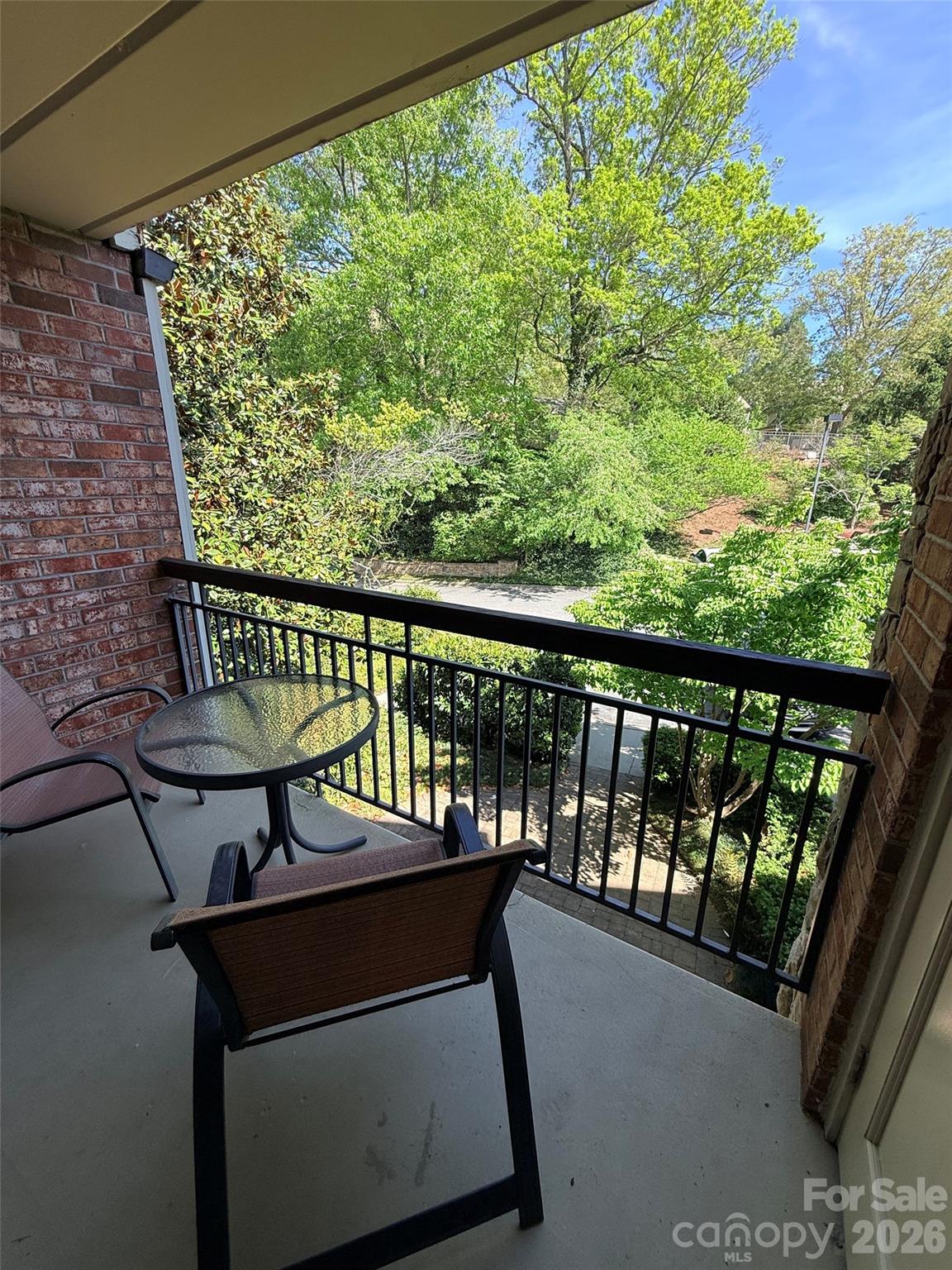 331 Bowling Park Road — Asheville