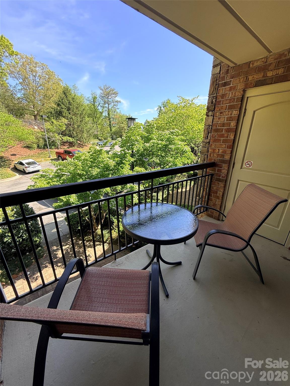 331 Bowling Park Road — Asheville