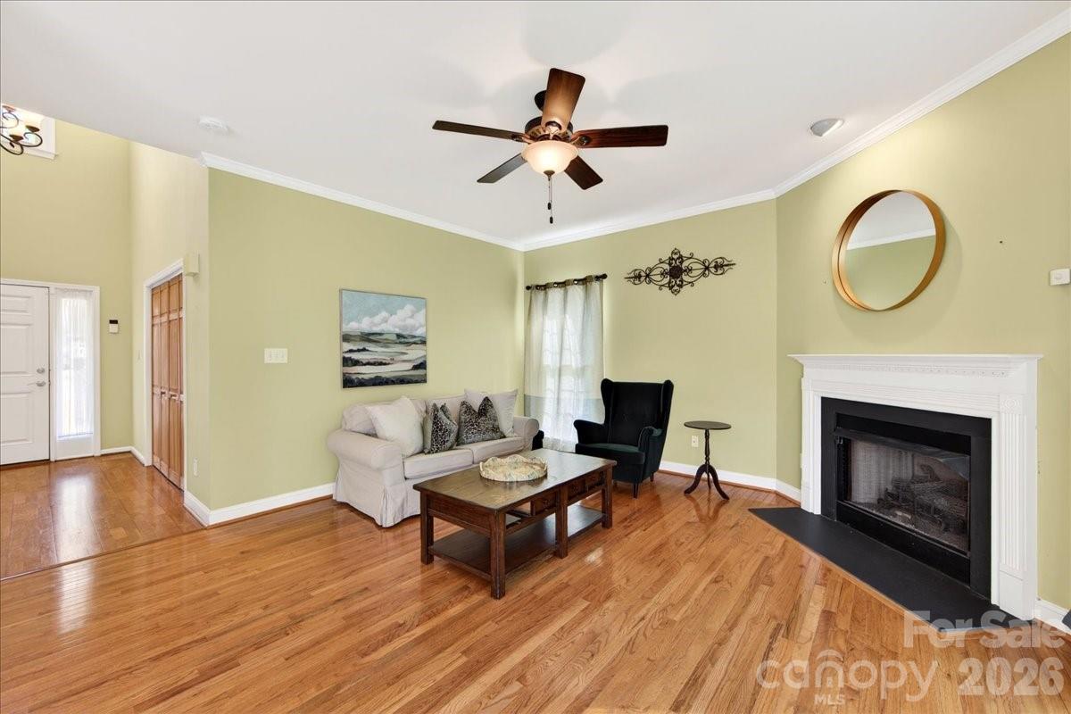 13218 Willow Breeze Lane — Huntersville