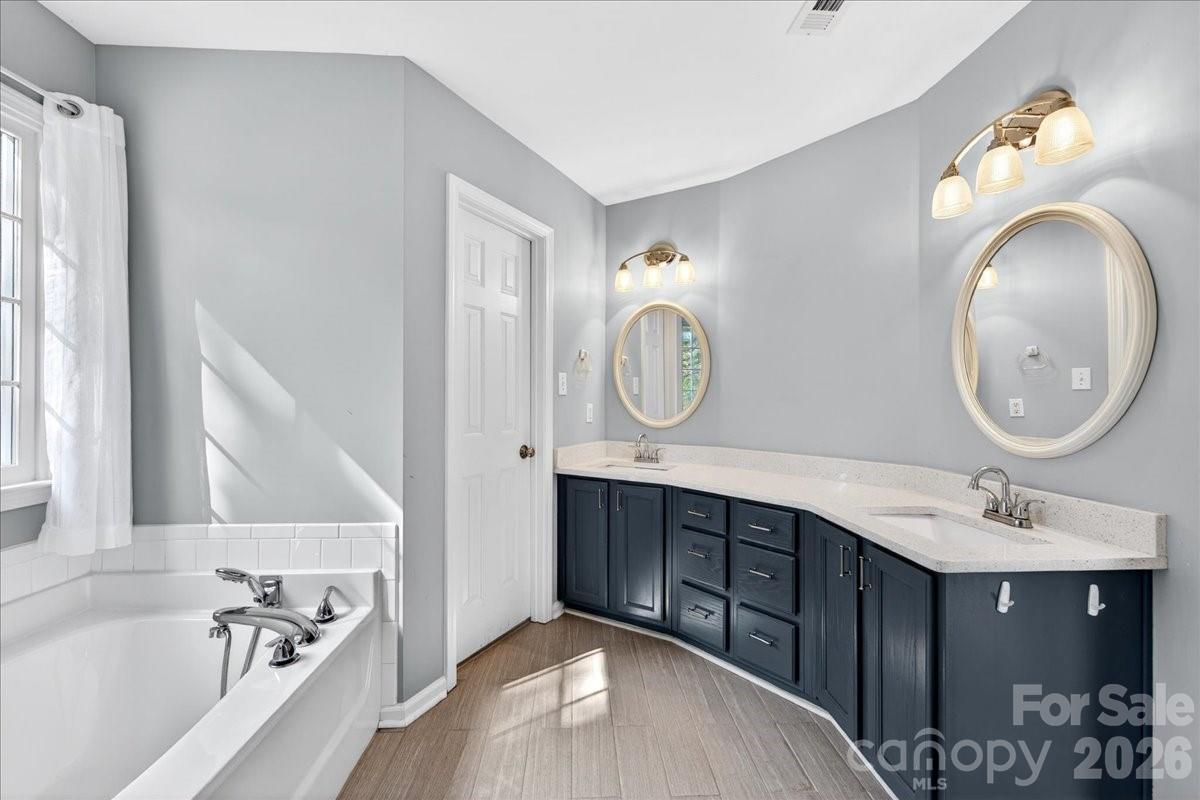 13218 Willow Breeze Lane — Huntersville