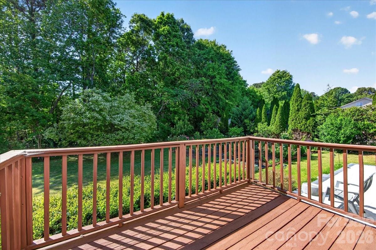 13218 Willow Breeze Lane — Huntersville
