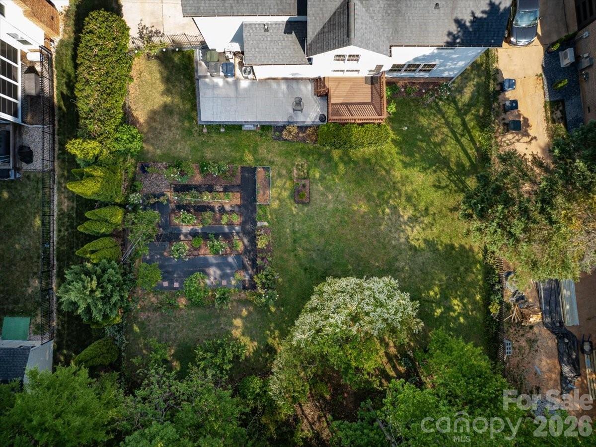 13218 Willow Breeze Lane — Huntersville