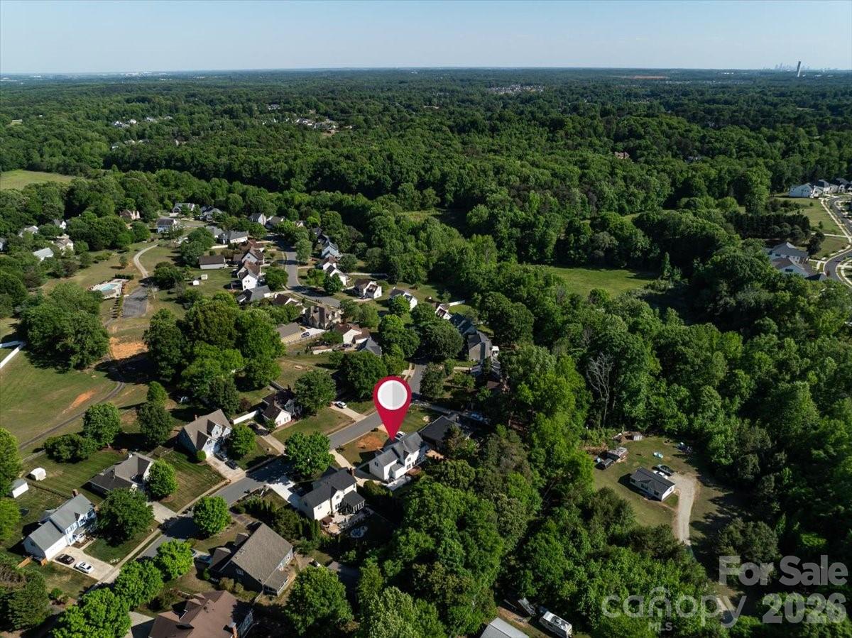 13218 Willow Breeze Lane — Huntersville