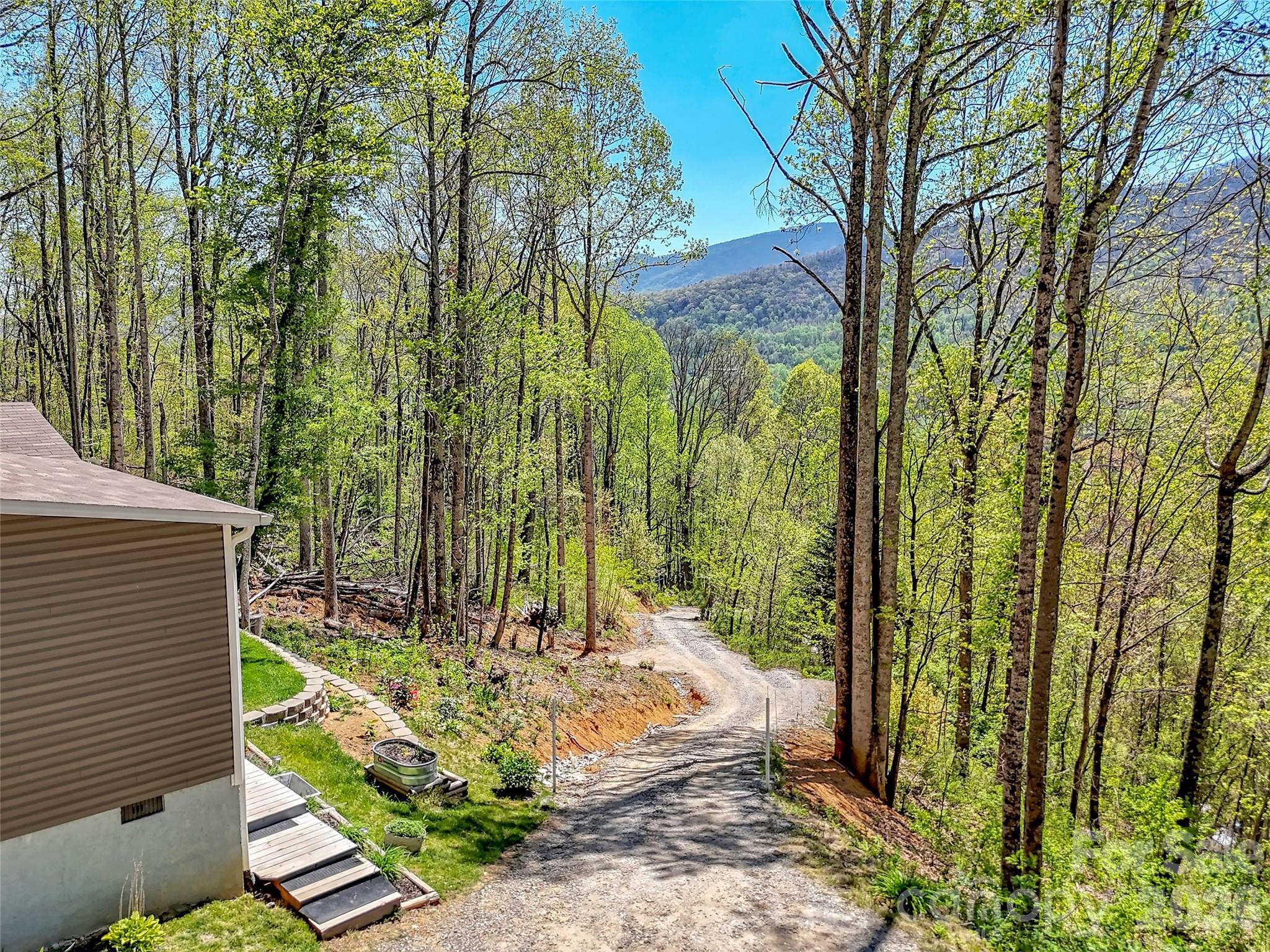424 Arrington Acres Drive — Waynesville