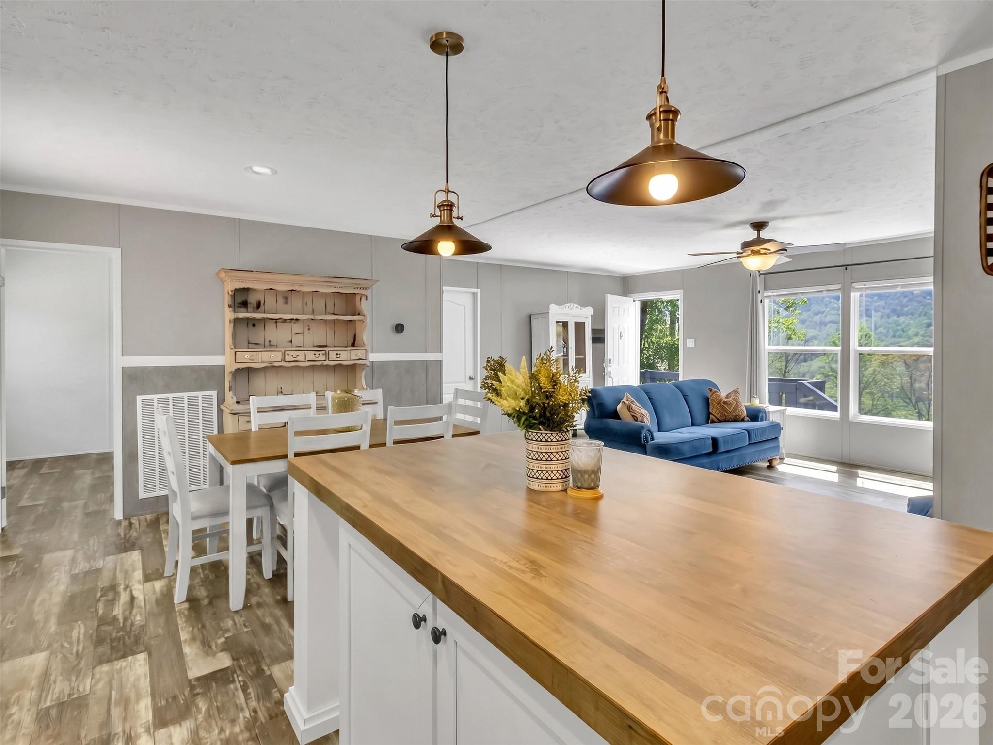 424 Arrington Acres Drive — Waynesville
