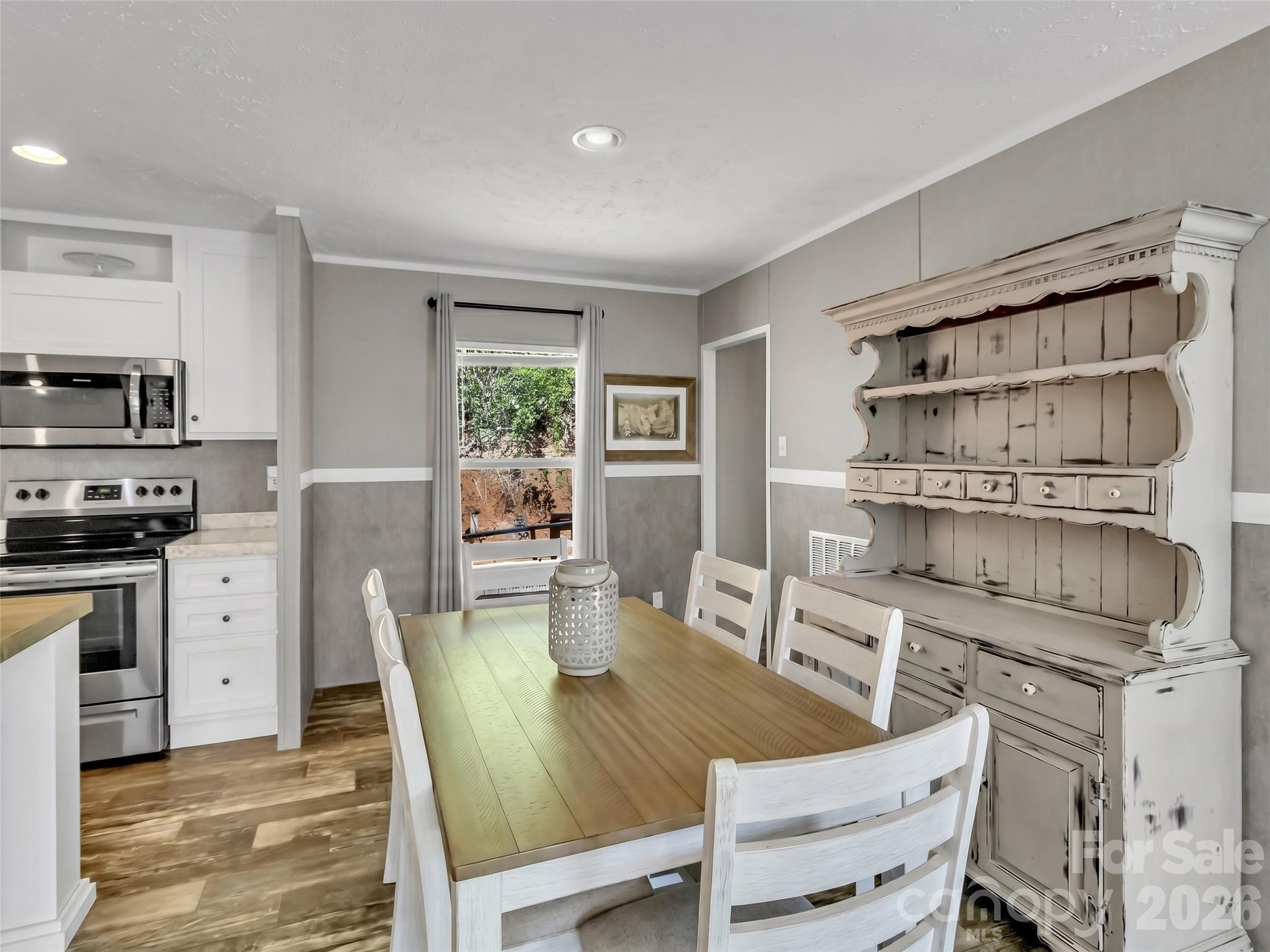 424 Arrington Acres Drive — Waynesville
