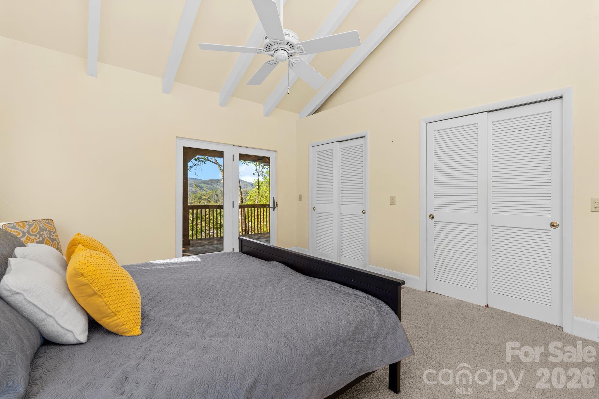 248 Hillcrest Lane — Banner Elk