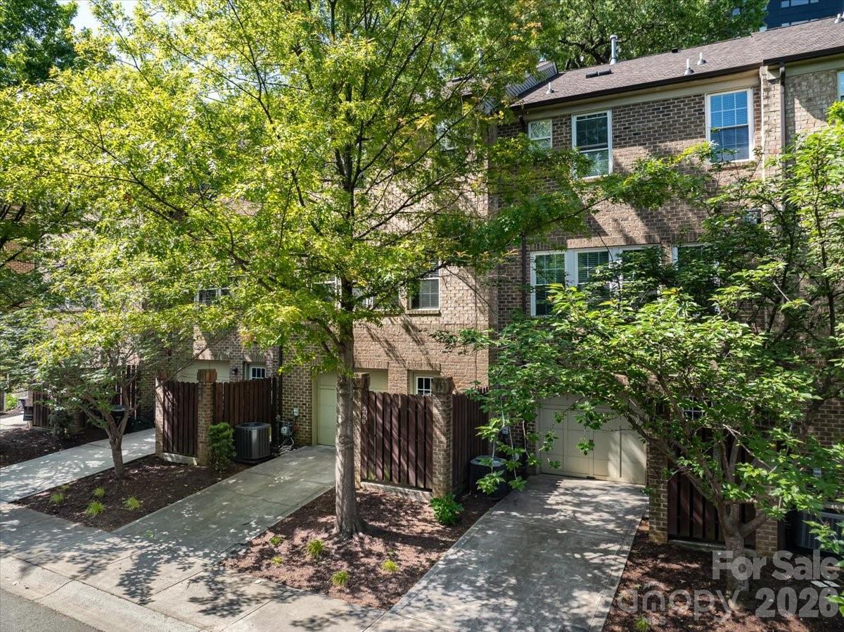 268 W Bland Street — Charlotte