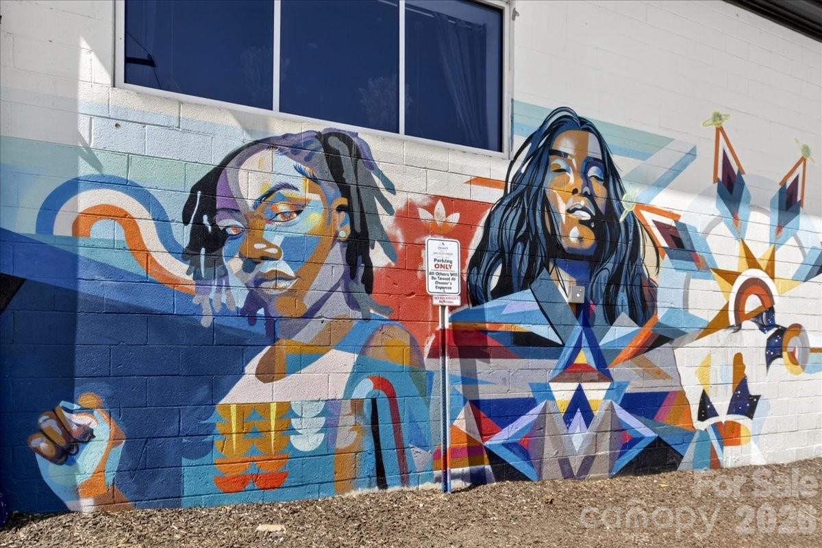 268 W Bland Street — Charlotte