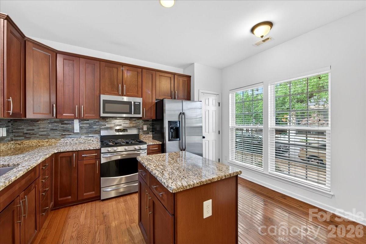268 W Bland Street — Charlotte